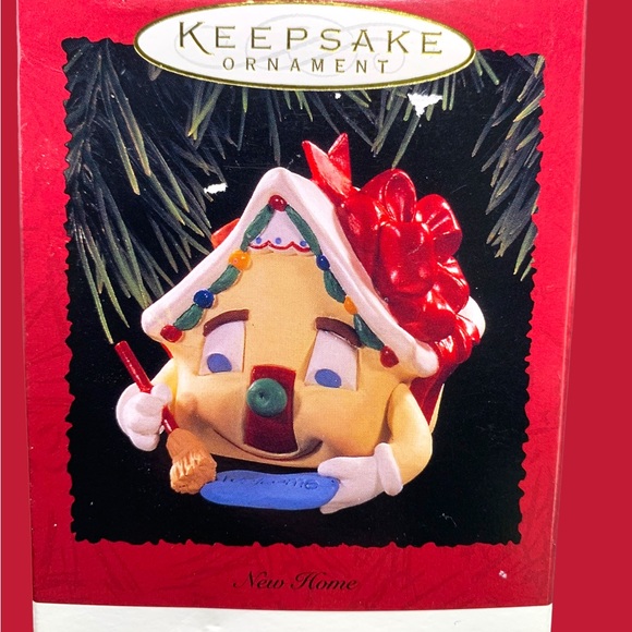 New Home Vintage 1995 Hallmark Christmas Ornament - Picture 2 of 3